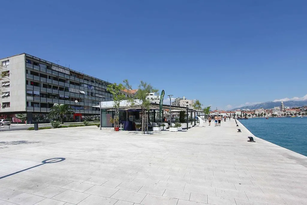 Gasthuis The West Coast Apartment Split
