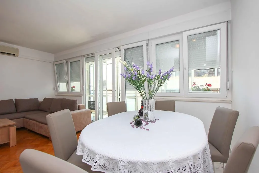 Gasthuis The West Coast Apartment Split