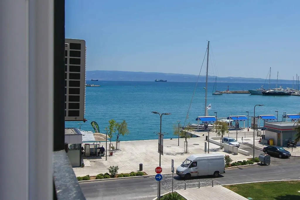 The West Coast Apartment Split Penzion